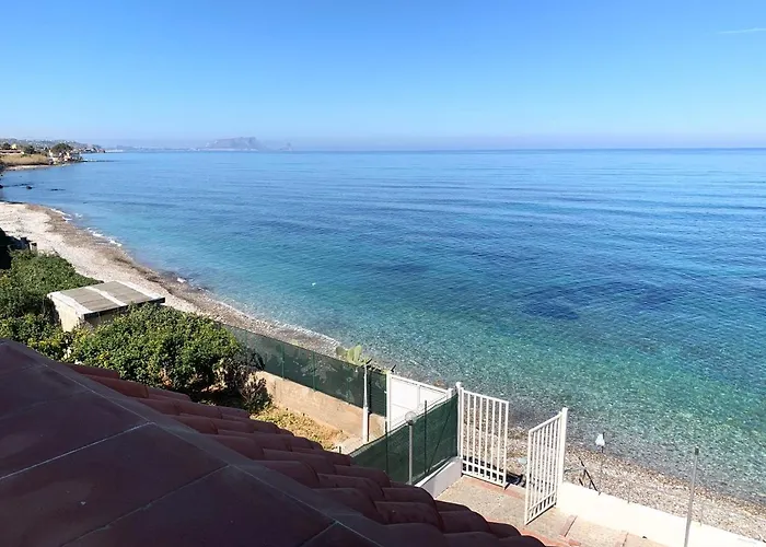 Sfondo Blu Villa Sul Mare