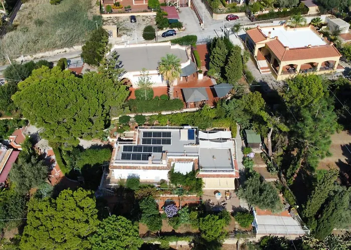 Splendida Villa Immersa Nella Natura - Villa Salina Trabia