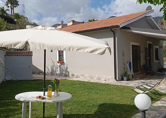 Casa del Gelso Tra Palermo e Cefalù