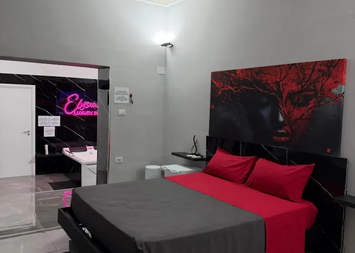Elysium Luxury Suite